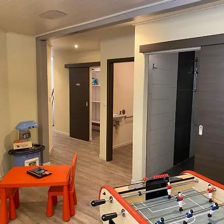 Le Grand Charlyse, De 1 à 10 Personnes Casa de Férias Stotzheim